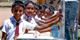 Cung cấp nước uống cho trường học có xuất hóa đơn VAT đầy đủ – Giải pháp phù hợp cho trường công lập và tư thục